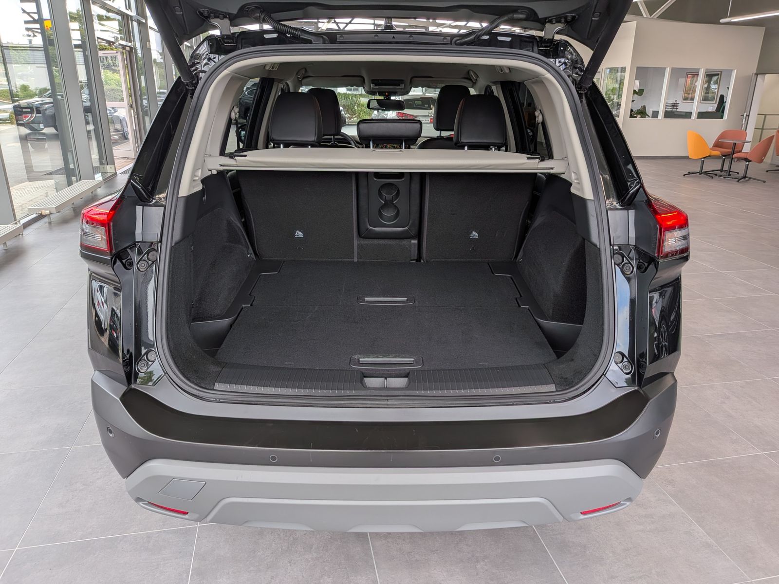 Fahrzeugabbildung Nissan X-Trail 1.5 e-Power N-Connecta ACC 360 Navi 12"