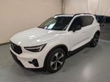 Volvo XC40 B4 DSG Ultra Dark*FSHZG*360°*ACC*AHK - Volvo Jahreswagen
