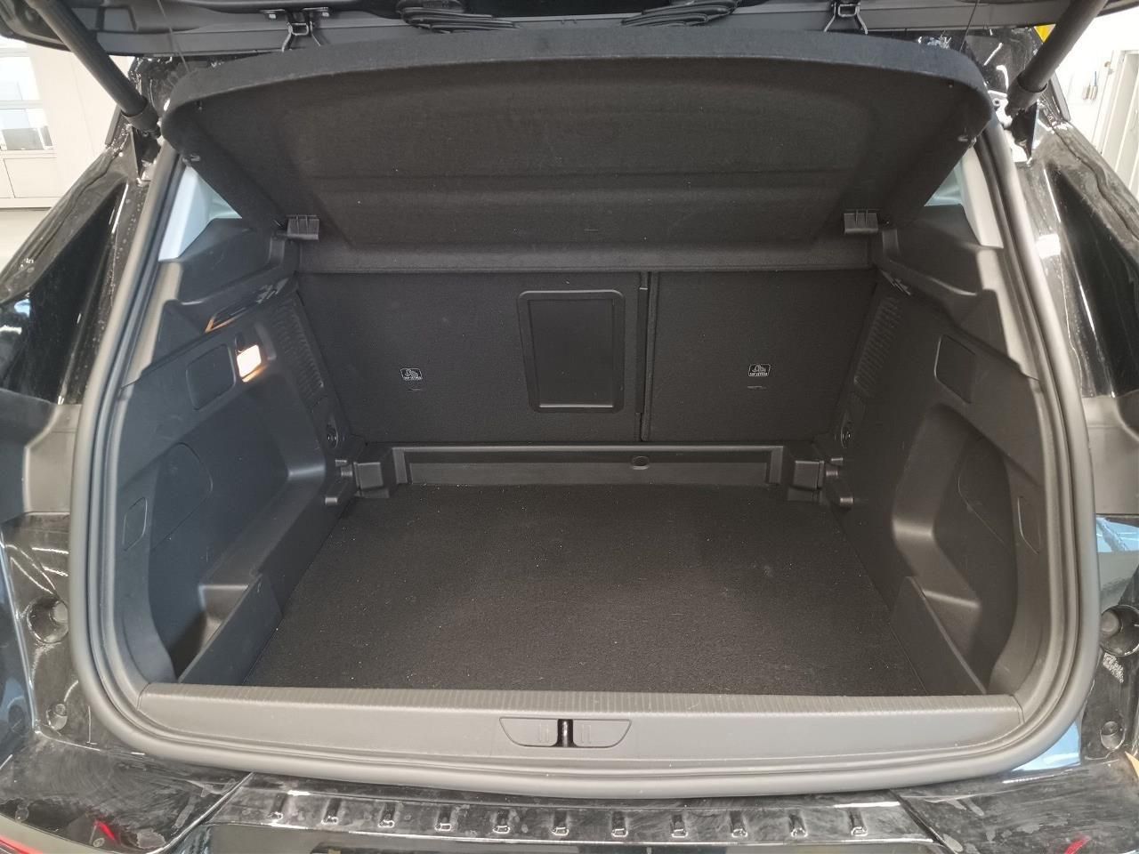 Fahrzeugabbildung Opel Grandland 1.2T GS - Navi, Bluetooth, Sitzhzg