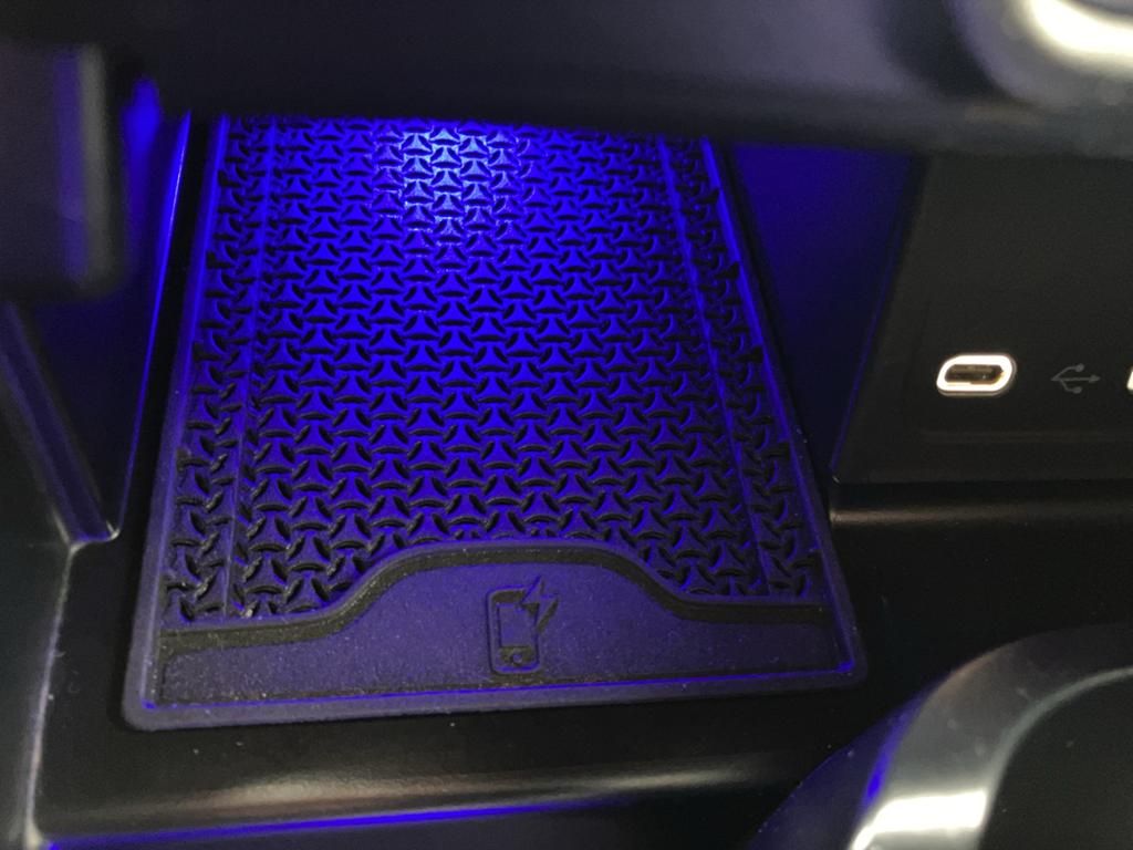 Fahrzeugabbildung Mercedes-Benz C 220 d T AMG*NIGHT*AHK*DISTR*TOTW*KAM*NAVI*LED