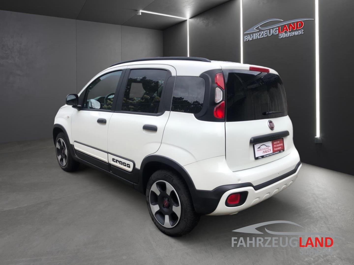 Fiat Panda City Cross Klimaautomatik Einparkhilfe hin
