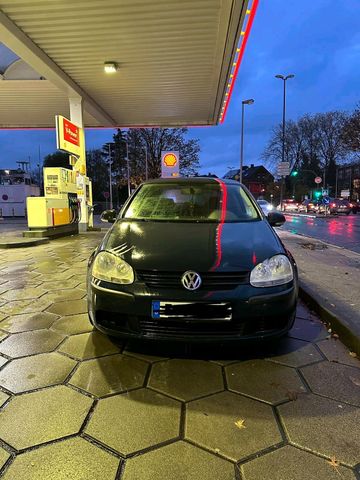 Volkswagen Vw  Golf 5 ohne TÜV  mit TÜV möglich + 200