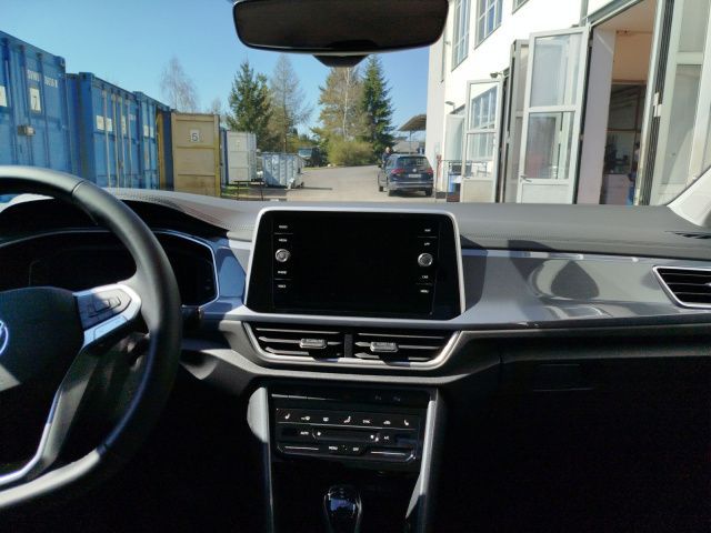 Fahrzeugabbildung Volkswagen T-ROC Style 1.5 TSI 110 kw 7-Gang DSG, AHK, Navi