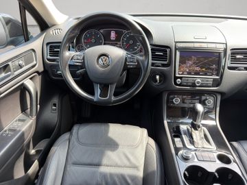 Volkswagen Touareg - 9