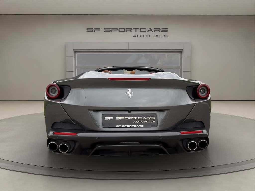 FERRARI PORTOFINO GRIGIO SILVERSTONE