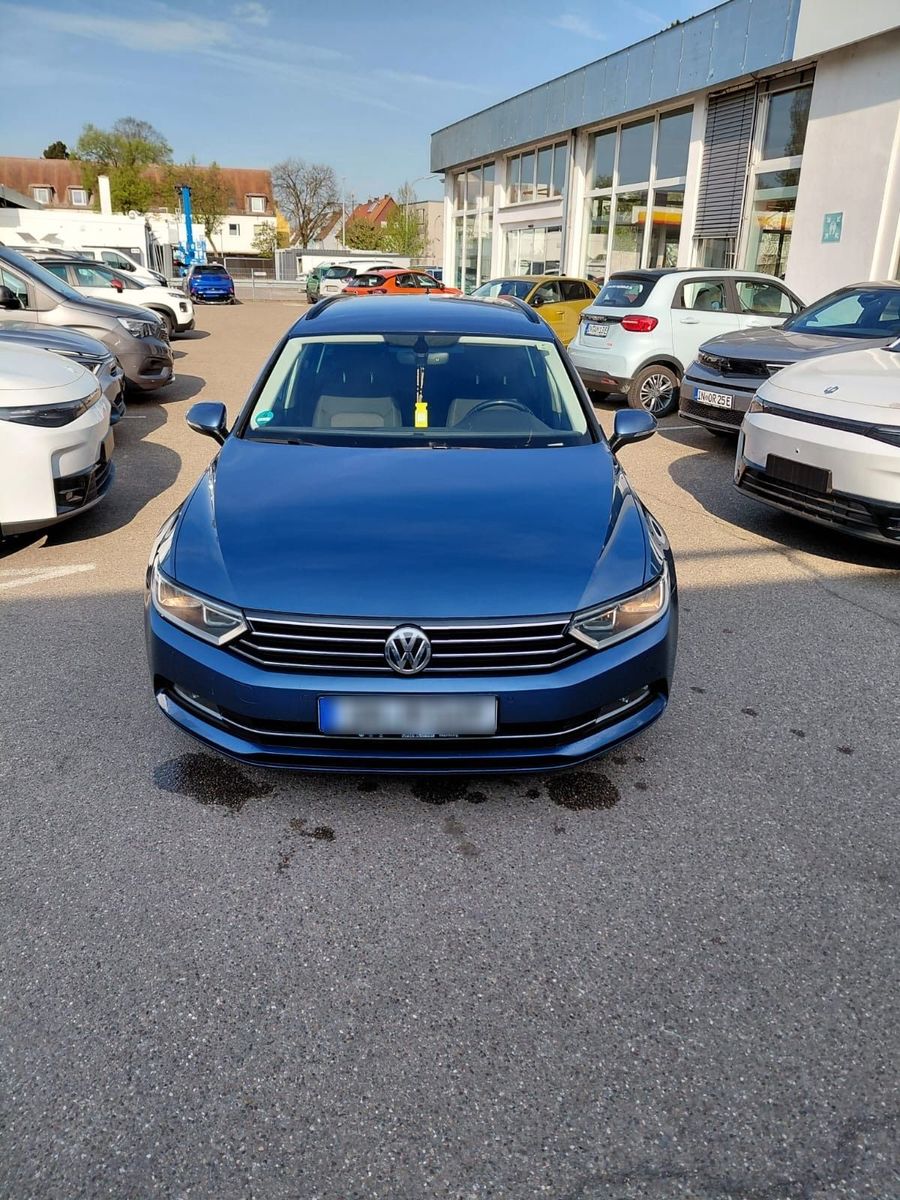 VW Passat Variant