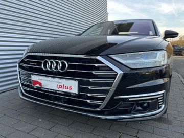 Audi A8 - 7