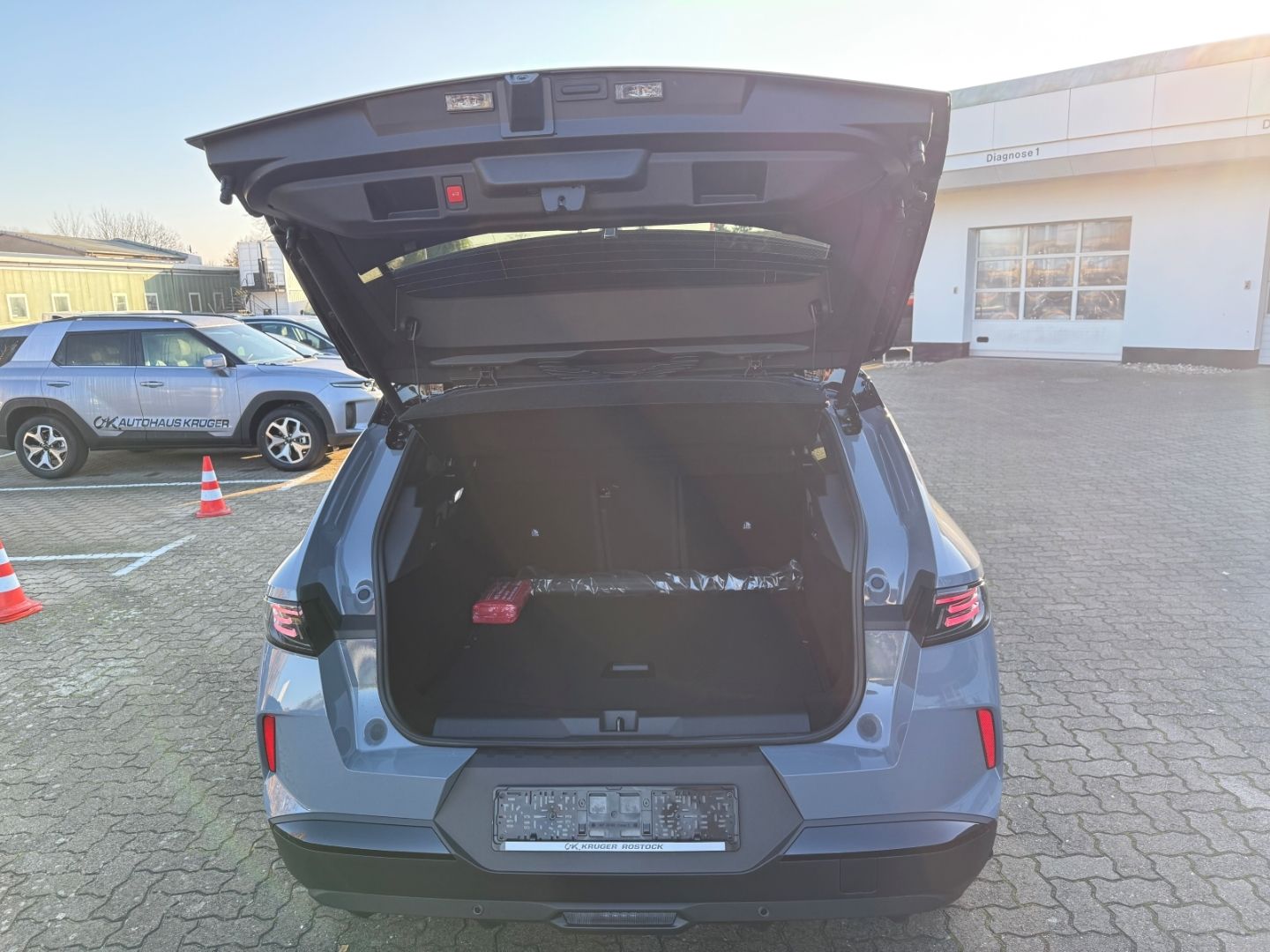 Fahrzeugabbildung Opel Grandland 1.2 GS +SHZ+LHZ+Kamera+Allwetter