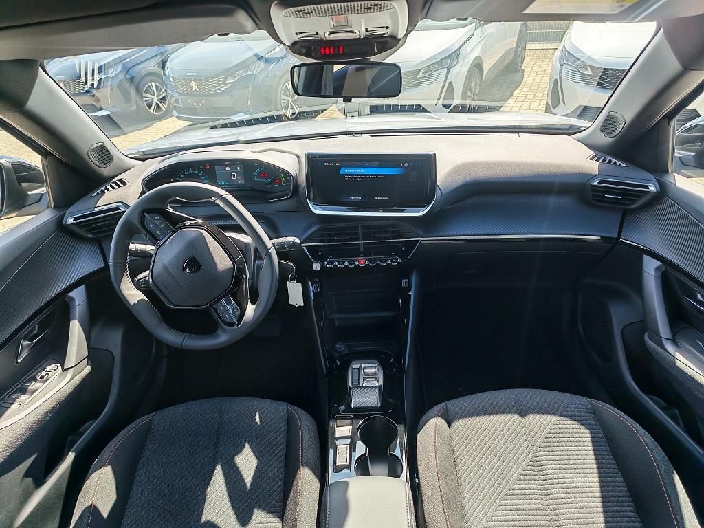 Peugeot 2008 e- Business KLIMA PDC SHZ KAMERA NAVI LED