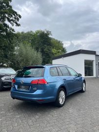 Volkswagen Golf - 4