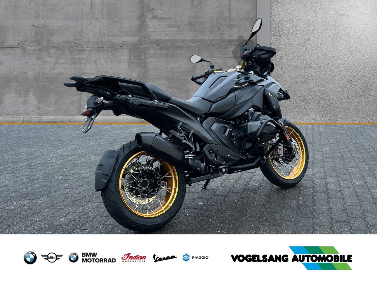 Fahrzeugabbildung BMW R 1300 GS Triple Black Style, SONDERMODELL zum A