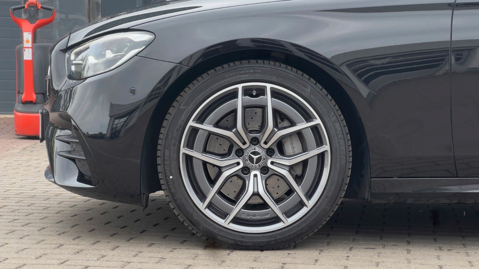 Fahrzeugabbildung Mercedes-Benz MIETKAUF*E 200 T-Modell AMG Line*MIETKAUF