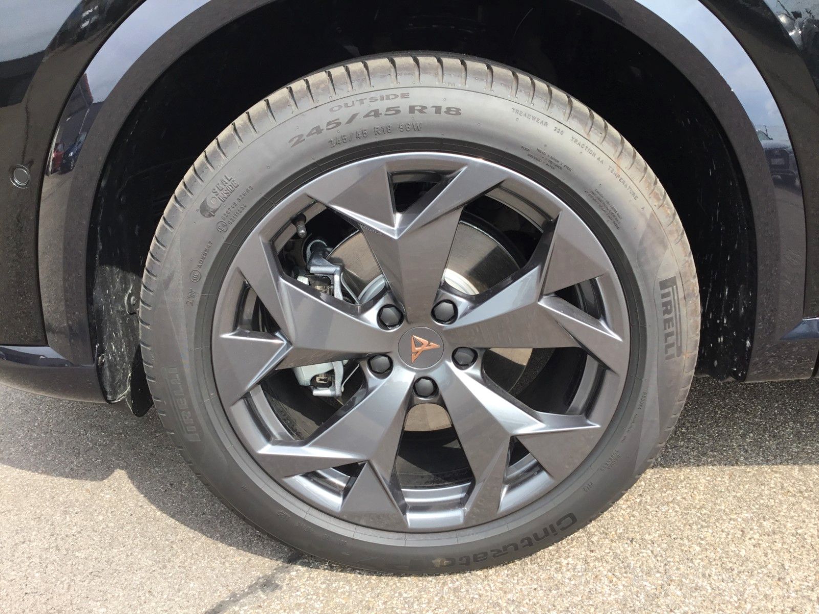 Fahrzeugabbildung CUPRA Formentor 1.5 eTSI DSG +AHK+Navi+18"+TopView