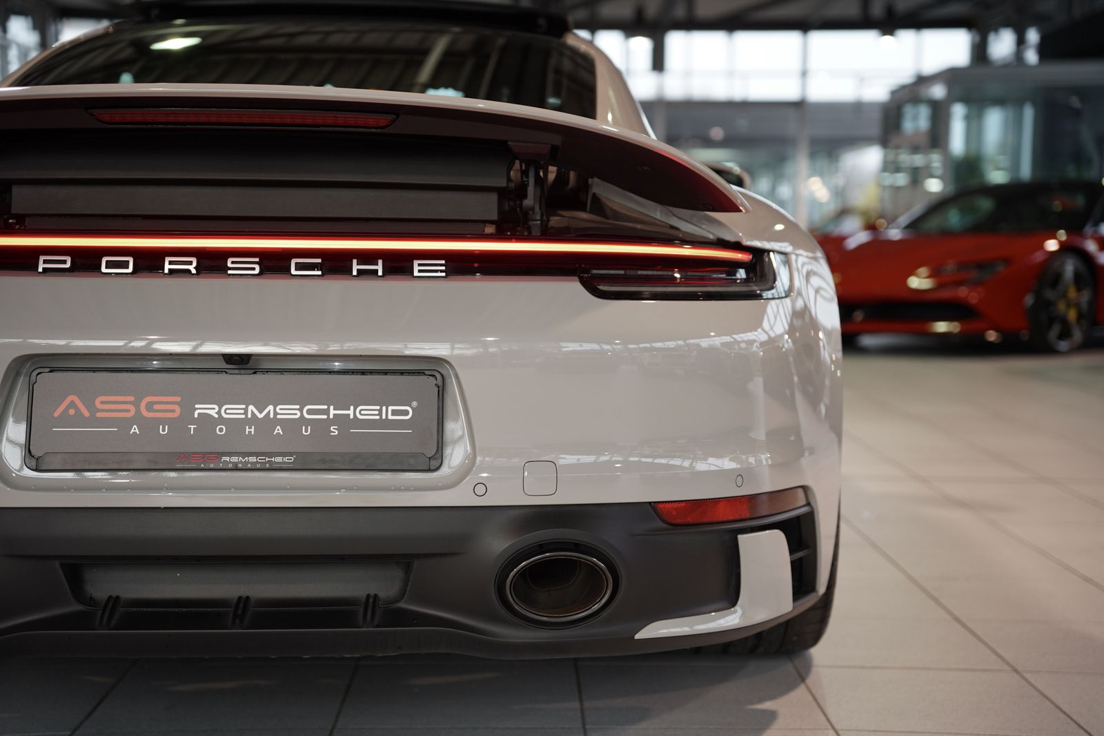 Porsche 992