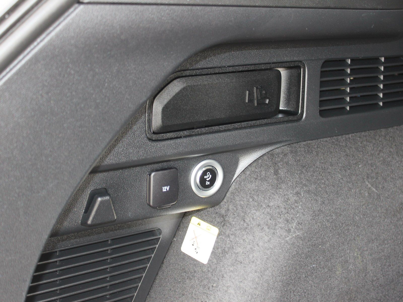 Fahrzeugabbildung Ford Kuga Titanium X 2,0 EcoBlue Start/Stopp