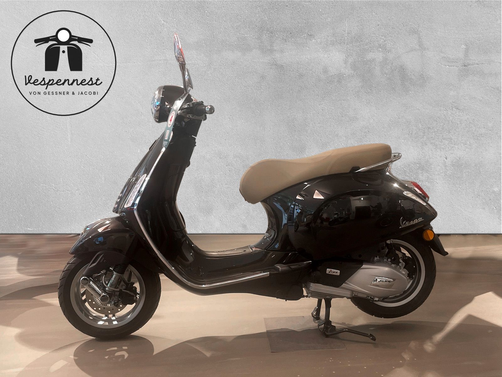 Fahrzeugabbildung Vespa PRIMAVERA 125 NERO CONVINTO