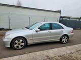 Mercedes-Benz Mercedes Benz C 240 - gebrauchte Mercedes-Benz C 240 aus dem Jahr 2001