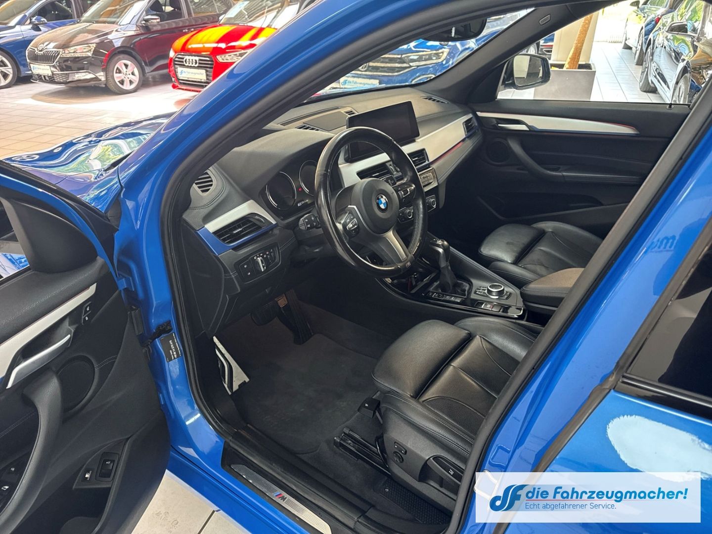 Fahrzeugabbildung BMW X1 xDrive 25 e M Sport M Sport Sportpaket HUD AH