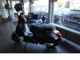 Vespa Piaggio GTS T 300 Neuwertig - VESPA ESSEN
