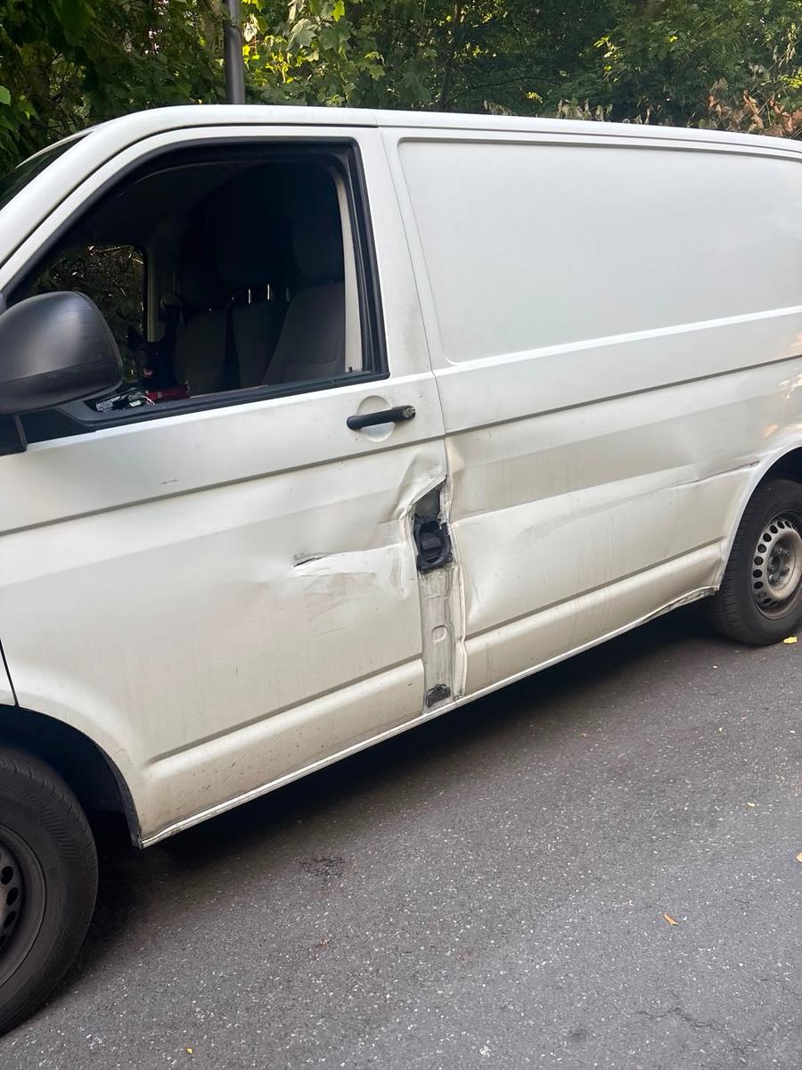 Volkswagen Transporter 2014 — салон