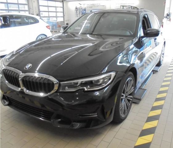 BMW 320d Touring xDrive Aut. Sport Line|NAVI|AHK|SHZ