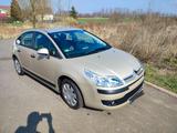 Citroën C4 1.6 16V Confort Confort - Citroën C4 Gebrauchtwagen in Leipzig