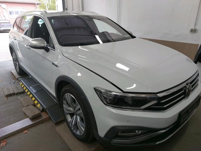 Volkswagen Passat Variant - Bild 3