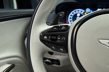 صورة مصغرة 25 لـ 2024 Aston Martin DBX