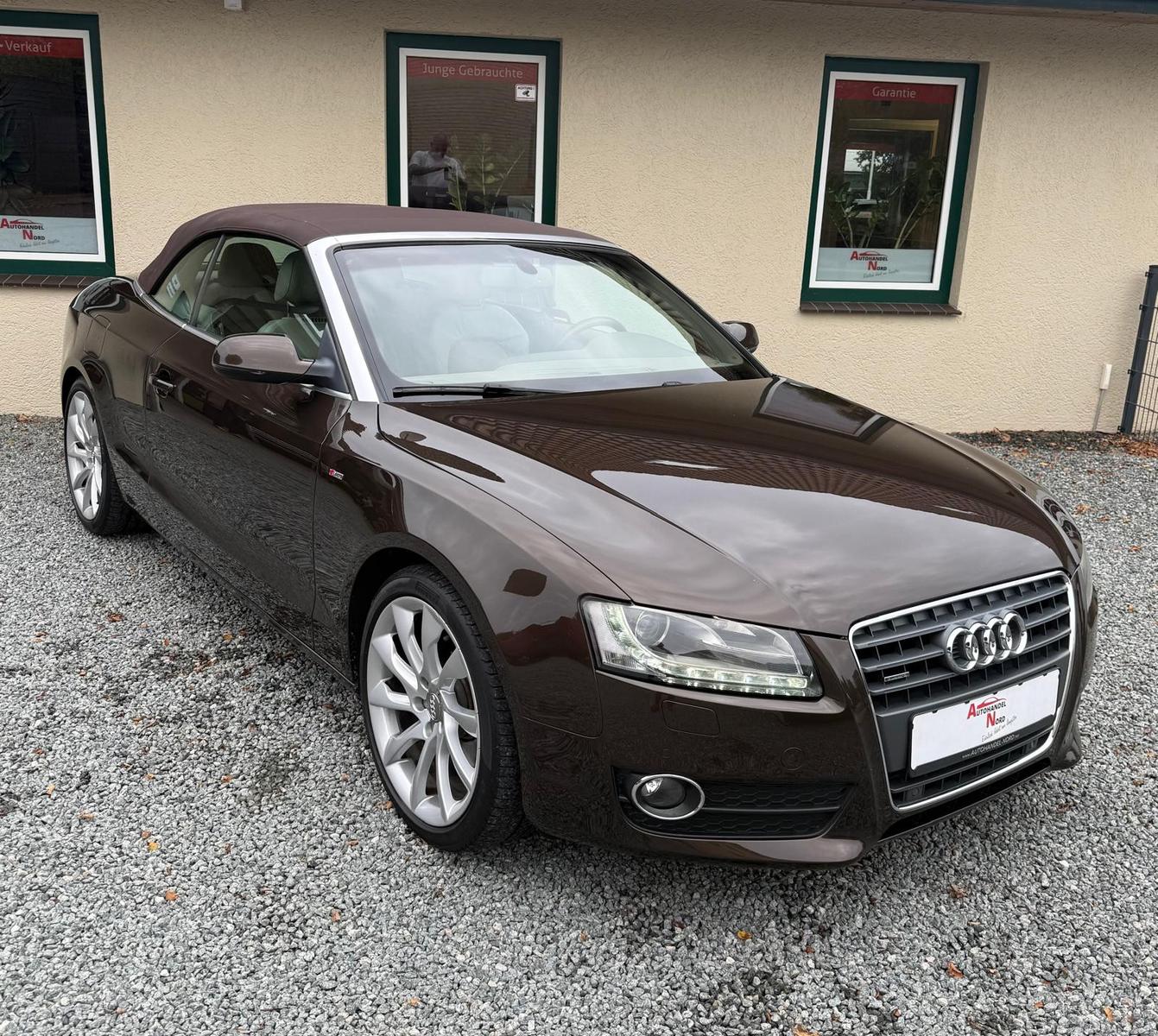 Audi A5 Cabriolet 2.0 S-LINE QUATTRO AHK PDC Airscarf