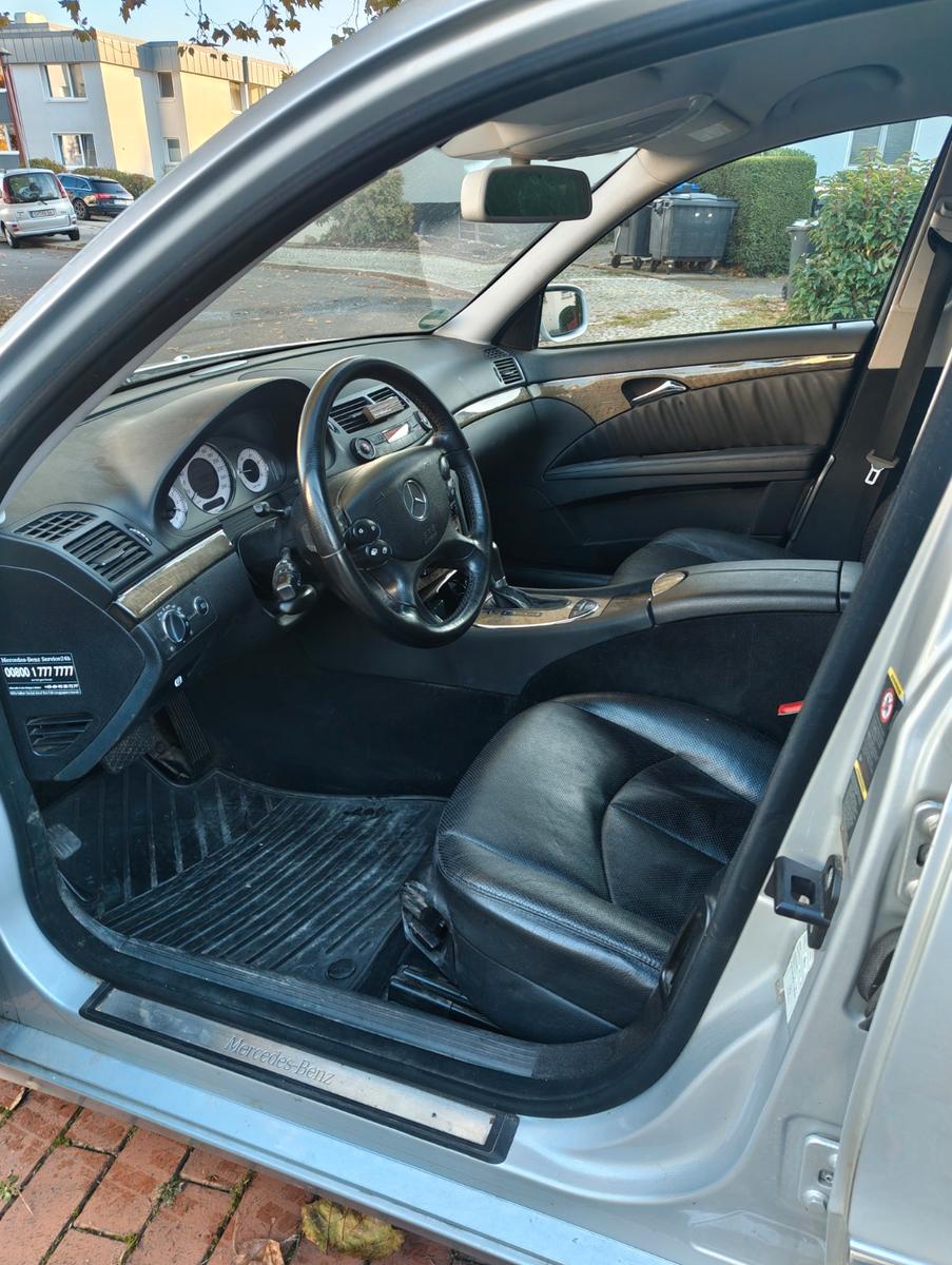 Mercedes-Benz 320 2006 — photo 7