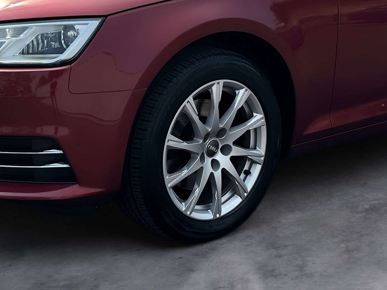 Fahrzeugabbildung Audi A4 Avant 1.4 TFSI design AHK,Navi,SHZ,Klimaaut.
