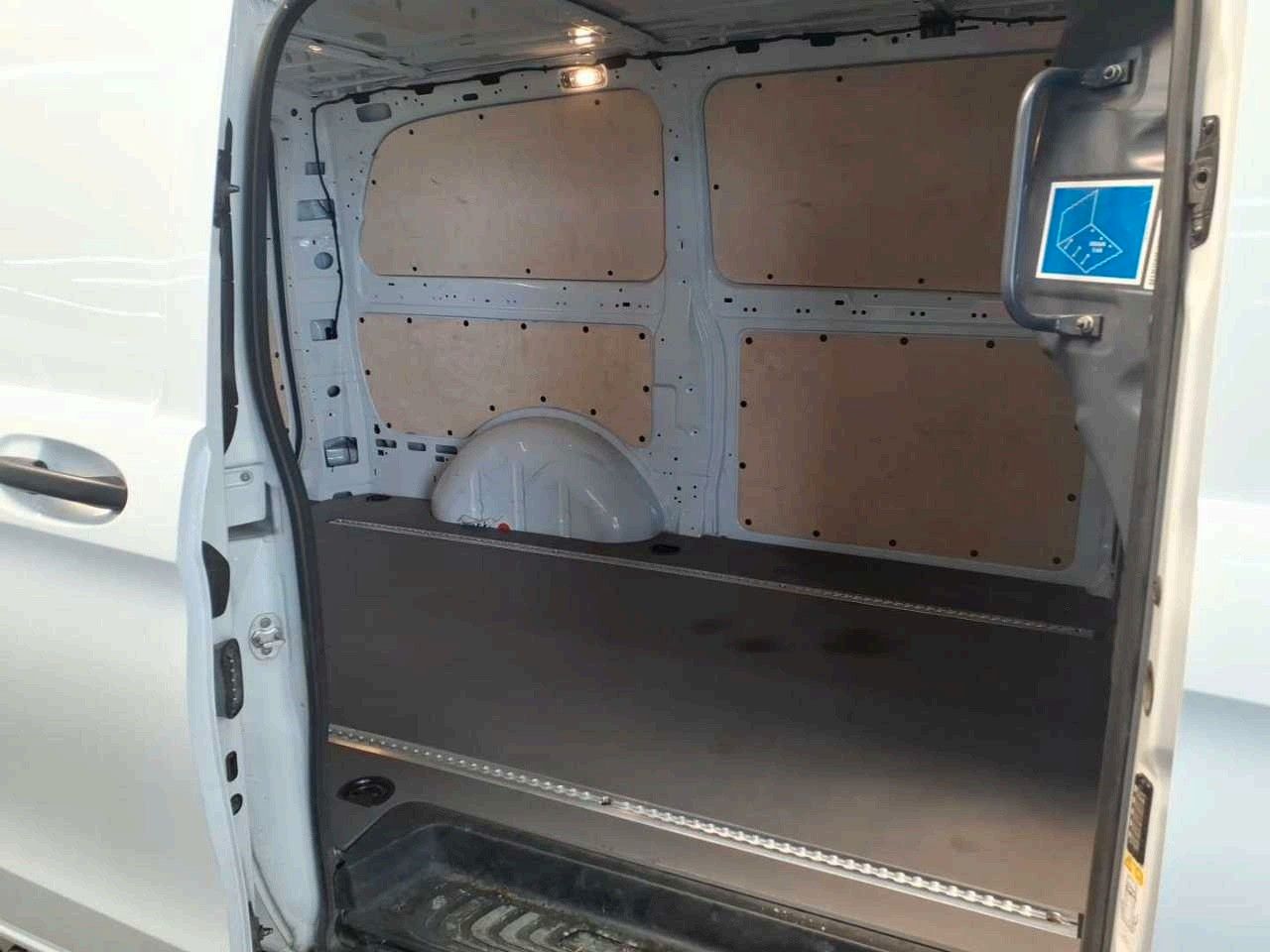 Fahrzeugabbildung Mercedes-Benz Vito 116 CDI 3200 Klima Kamera Navi Hecktüren