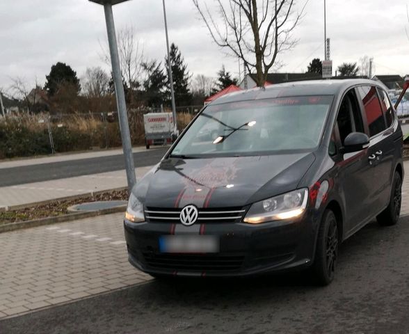 Volkswagen VW Sharan N7 wenig km +neuen Motor werksne...