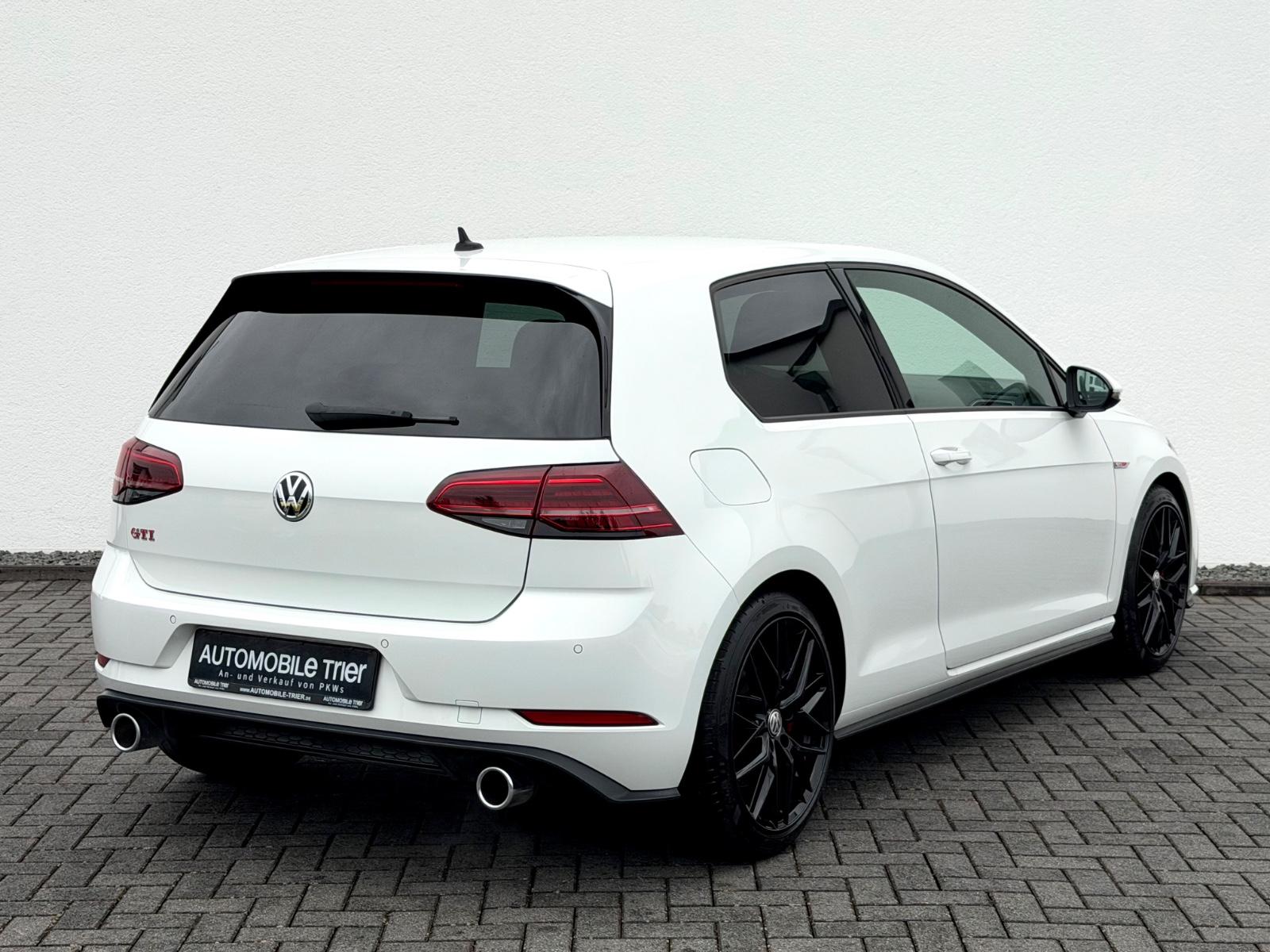 Volkswagen Golf 7 Lim. GTI Performance /LED/CAM/CARPLAY/