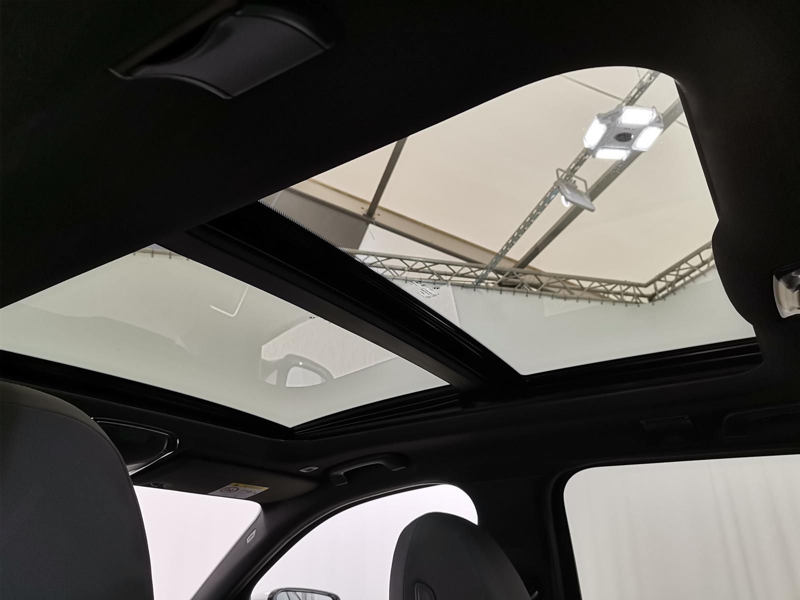 BMW 330 e Touring M Sport Pano|HuD|Laser|ACC|Navi foto 12