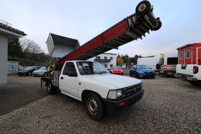 Volkswagen Taro 2,5D Aufzug Lift Möbellift