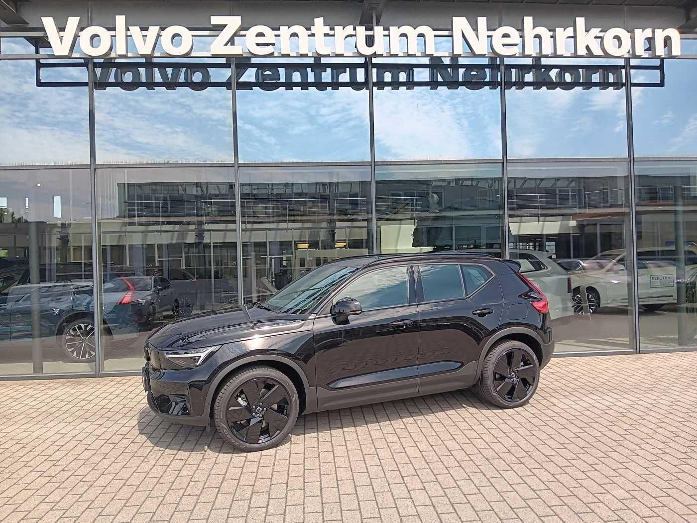 Fahrzeugabbildung Volvo EX40 Fully Electric Single M. Ext. Range Plus Bl