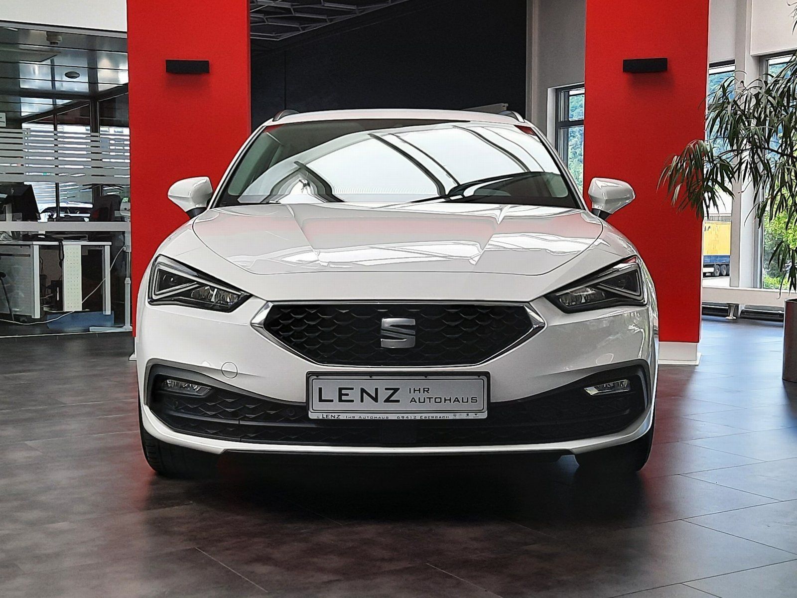 Fahrzeugabbildung SEAT Leon ST Style TDI DSG *Navi*Cam*App*ACC*LED*