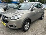 Hyundai ix35 *Klimaaut.*MFL*SitzH* TÜV Neu - Hyundai ix35 mit Benzin-Antrieb