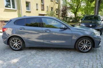 Fahrzeugabbildung BMW 120 1 Limousine 120 d xDrive Sport Line