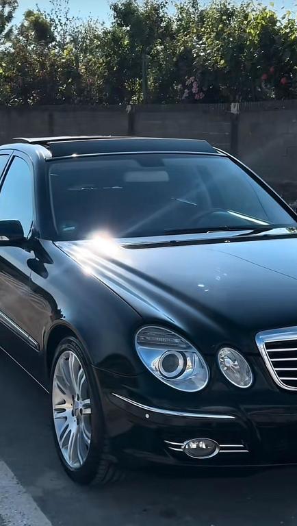 Mercedes-Benz E 320