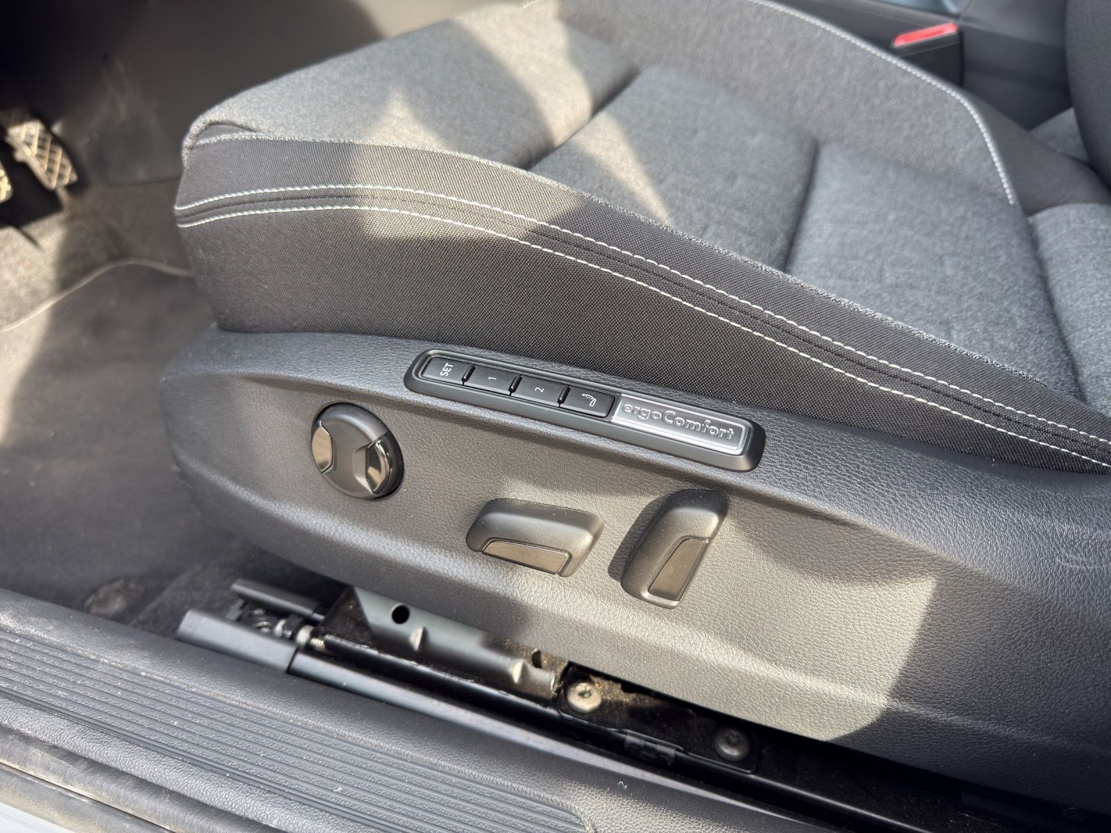 Volkswagen Passat Variant - Bild 19