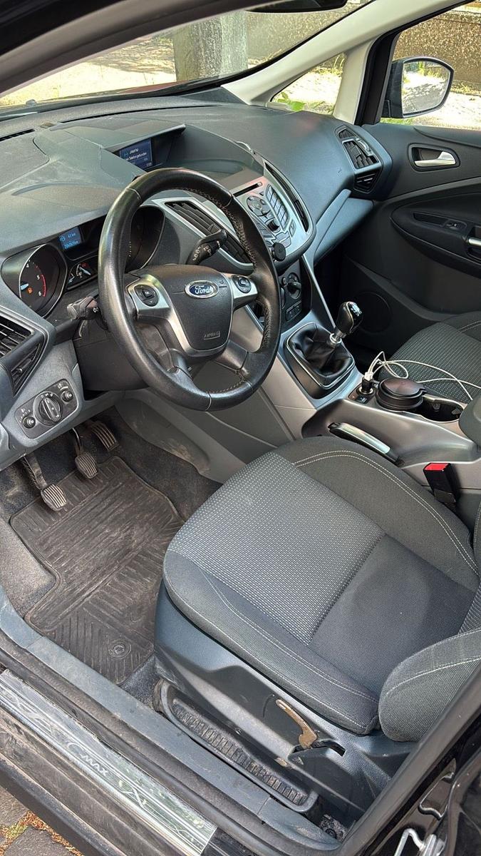 Ford C-MAX 2015 — photo 9