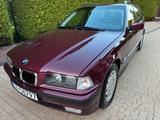 BMW 320i touring  1 HAND VOLL SERVIS PERFEKT ZUSTAND - BMW 320 aus 1996: 320i