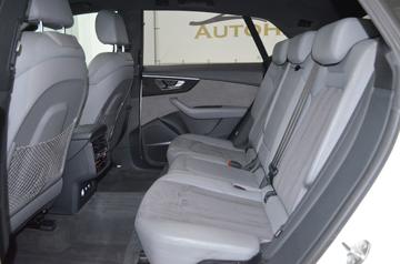 2019 AUDI Q8 — миниатюра 16