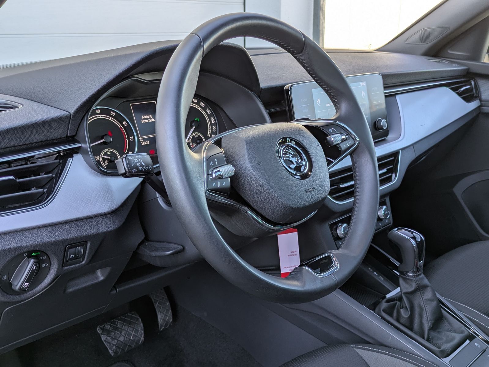 Fahrzeugabbildung SKODA Kamiq 1.0 TSI Tour DSG LED*PANO*SMART LINK*CAM