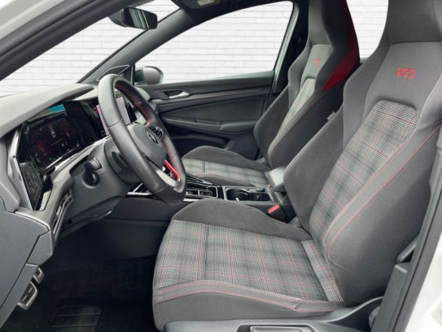Fahrzeugabbildung Volkswagen Golf VIII GTI 2.0 TSI DSG KLIMA LED NAVI ALU