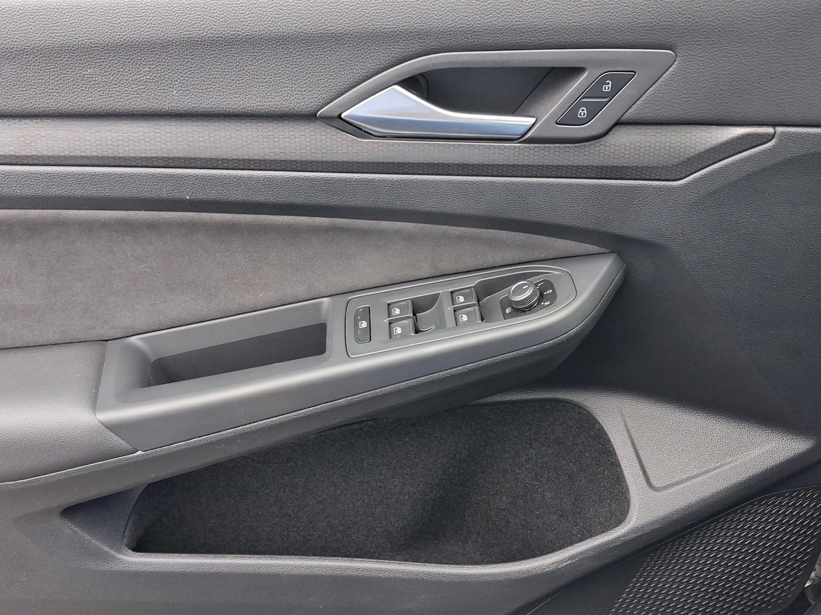 Volkswagen Golf VIII 2.0 l TSI DSG GTI AHK Rfk Navi IQ Ligh, миниатюра 10