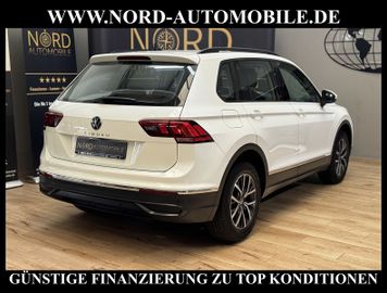 Volkswagen Tiguan - 12