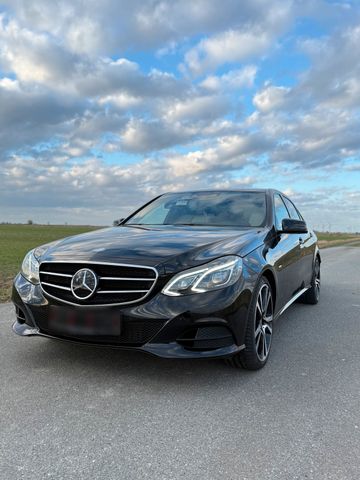 MERCEDES-BENZ Mercedes E 350d BlueTEC 4MATIC V6 Diesel T...